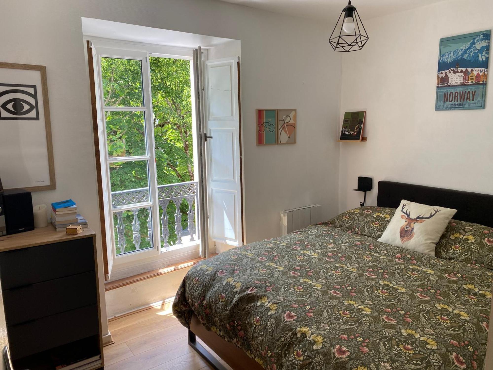 Au 47 Allees D'Etigny - Central & Standing - Avec Parking - Linge De Lit Et De Toilette Inclus Bagnères-de-Luchon Eksteriør billede